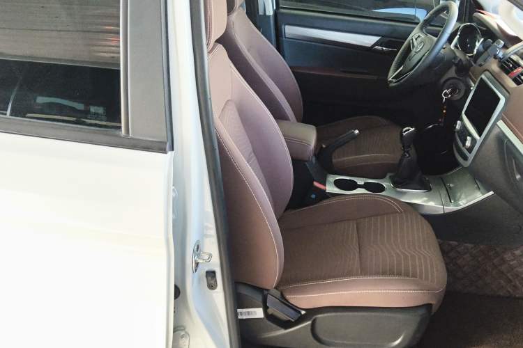 Used JAC T8 2020 2.0T Diesel Two-Wheel Drive Business-Grade Big Double Cabin HFC4DB2-2E
