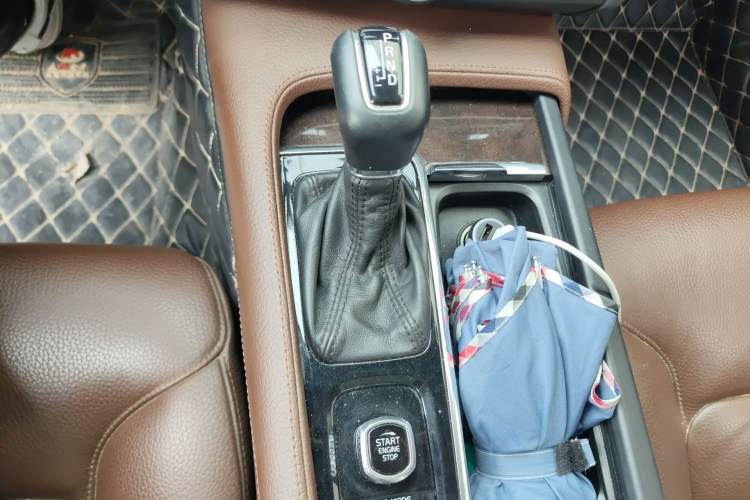 Used Volvo S90 2018 T4 Zhiyuan Edition