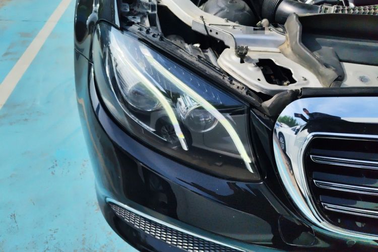 Used Mercedes-Benz E-Class 2019 E 200 L Right Front Headlight