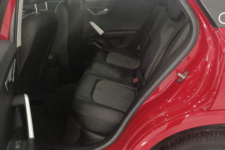 Used Audi Q2L 2018 35 TFSI Fashion Elegant Version China V
