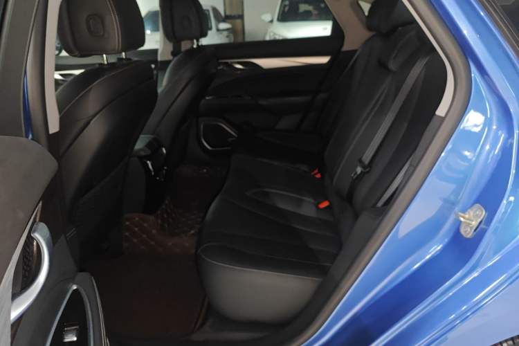 Used Geely Auto Emgrand GT New Energy 2018 1.5T PHEV Yaoxiang Edition Interior 4