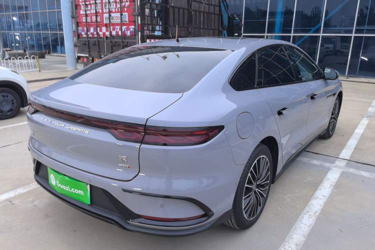 Used BYD Han 2025 DM-i Intelligent Driving Edition 125KM LiDAR Flagship Model