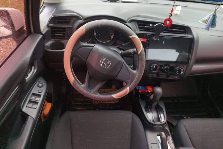 Used Honda Fit 2016 1.5L LXS CVT Comfort Sunroof Version Steering Wheel