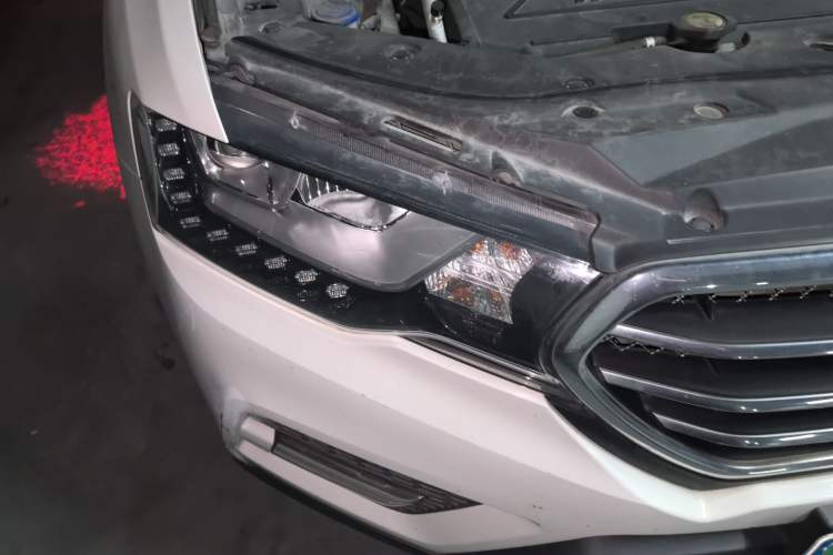 Used Haval H6 2016 Upgraded Model 1.5T Automatic Two-Wheel Drive Prestige Version
