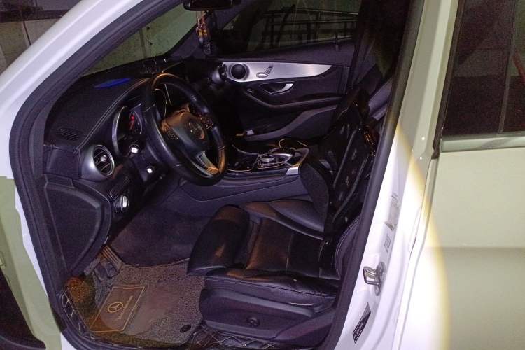 Used Mercedes-Benz GLC 2019 GLC 200 4MATIC Left Front Seat