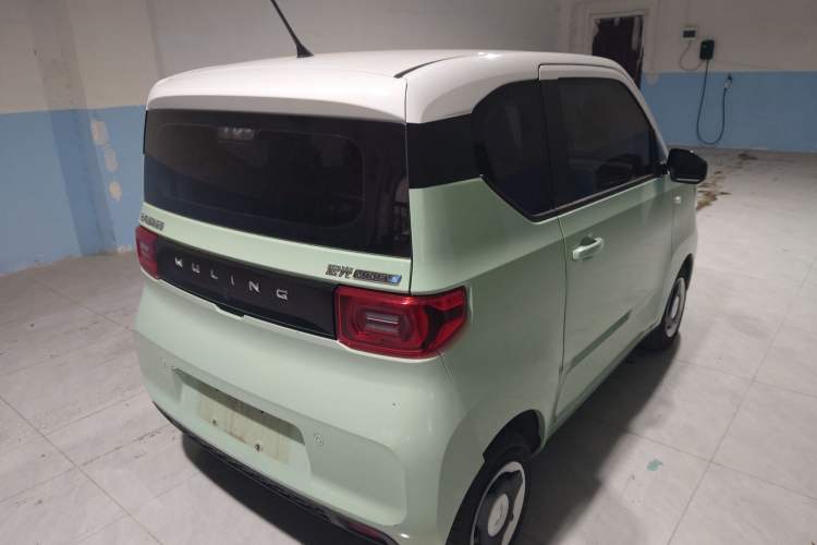 Used Wuling Hongguang MINIEV 2022 Macaron Premium Model – Lithium Iron Phosphate