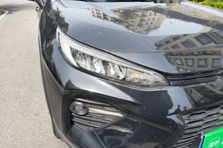 Used Toyota Wildlander 2022 Updated Version 2.0L CVT Two-Wheel Drive Leading Edition Right Front Headlight