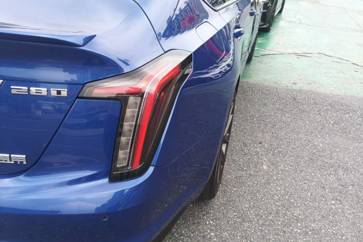 Used Cadillac CT5 2020 28T Platinum Sport Edition Right Rear Taillight