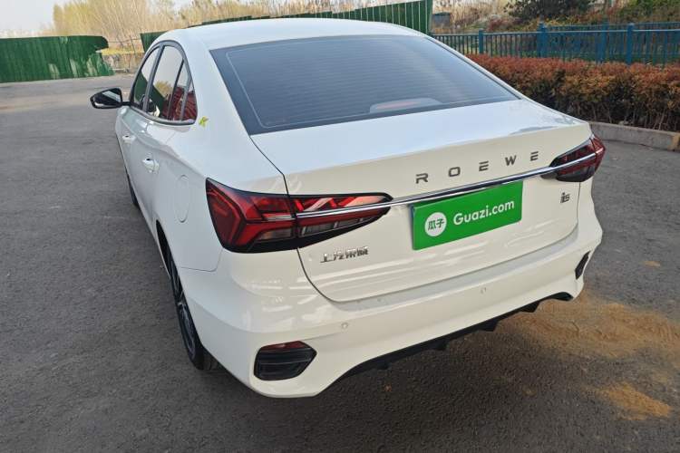 Used Roewe i5 2021 1.5L Manual Platinum Edition