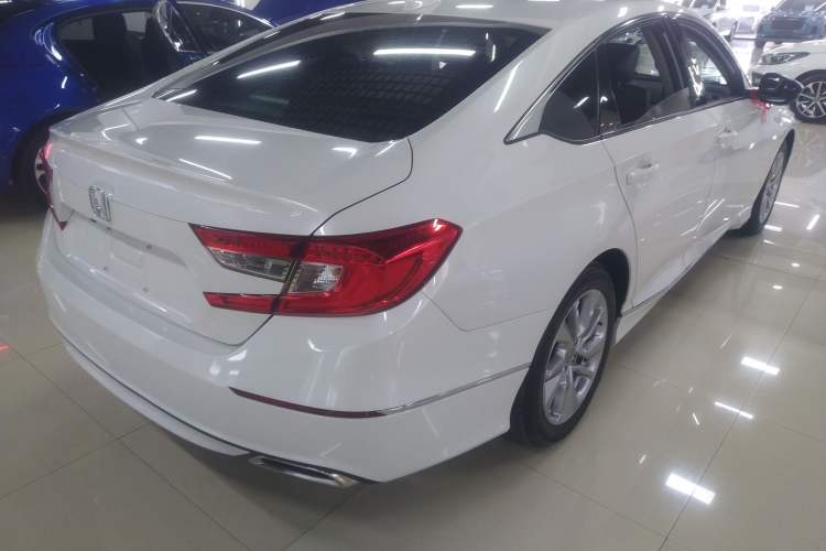 Used Honda Accord 2018 260TURBO Elite Edition China VI Rear Right 45 Deg