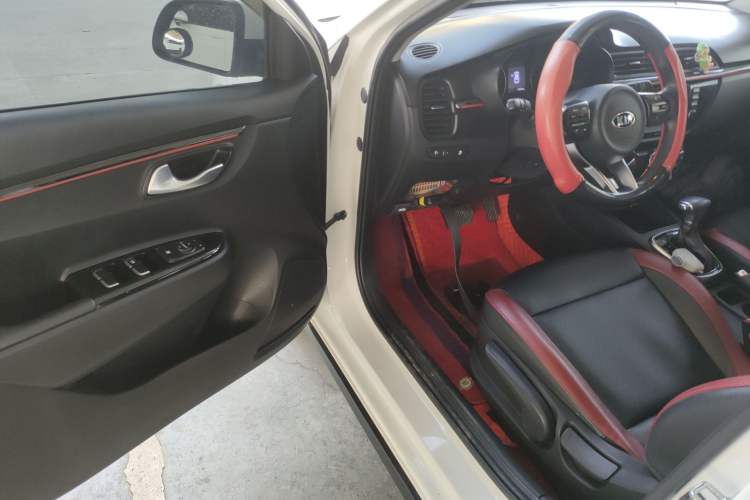 Used Kia KX Cross 2017 1.4L AT GLS