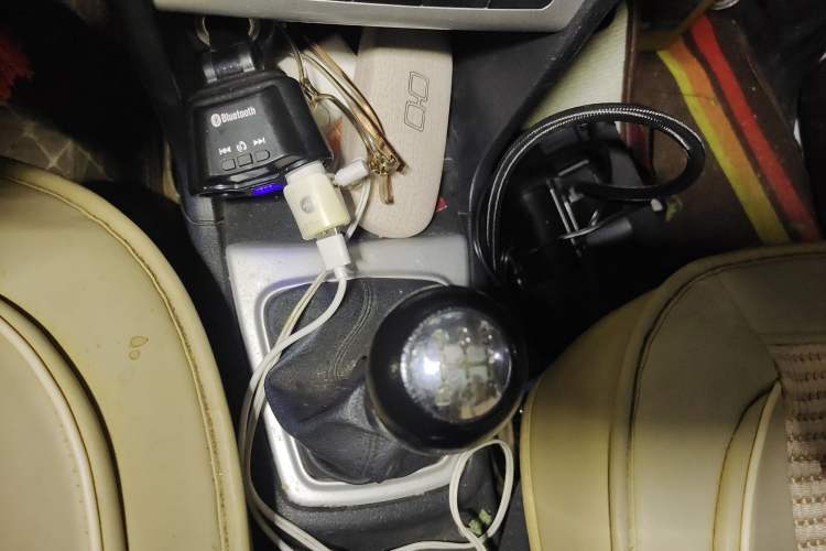 Used CHANGAN KAICHENG Ounuo S 2015 1.5L CNG Model Gear Lever