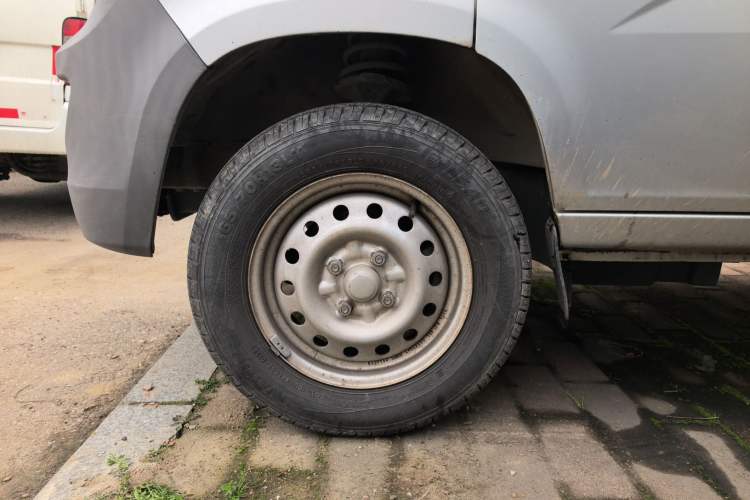 Used Wuling Zhiguang 2020 1.2L Practical Model China VI LSI
