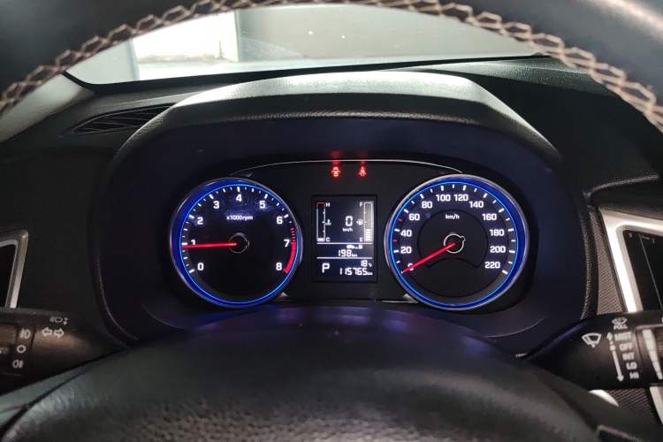Used Hyundai ix25 2017 1.6L Automatic Smart Version Instrument Cluster