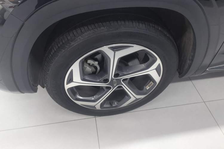 Used Geely Auto Monjaro L 2024 2.0TD High-Power Automatic Two-Wheel Drive Yunqi Version