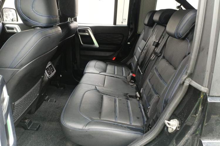 Used BAIC Off-Road BJ40 2020 2.0T Automatic Four-Wheel Drive Urban Hunter Edition Chivalrous Type