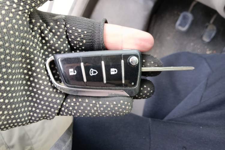 Used JAC Group Sunray 2021 2.0T 4-Series Star Express 8/9-Seater D20TCIF1