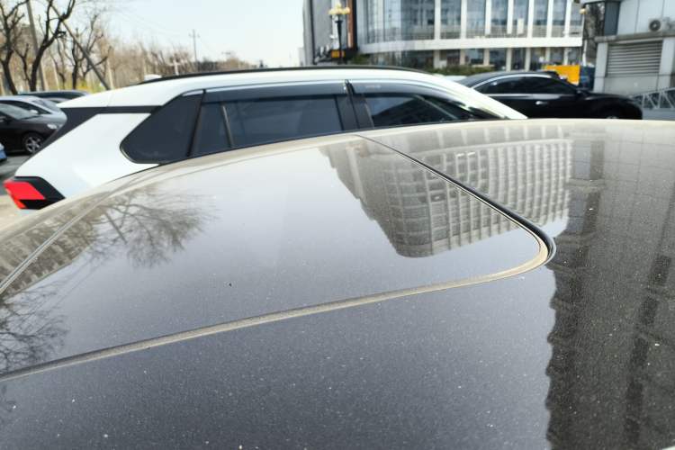 Used Chevrolet Monza 2022 Light Hybrid RS 330T Automatic Comfort Edition Roof