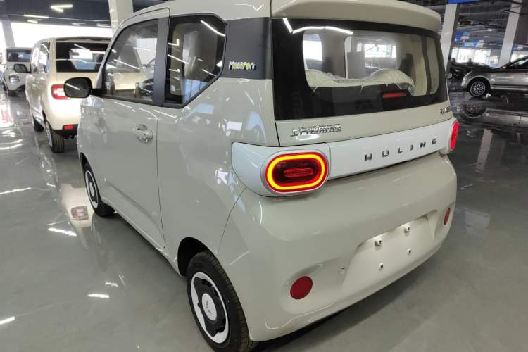 Used Wuling Hongguang MINIEV 2024 3rd Generation 215km Youth Edition
