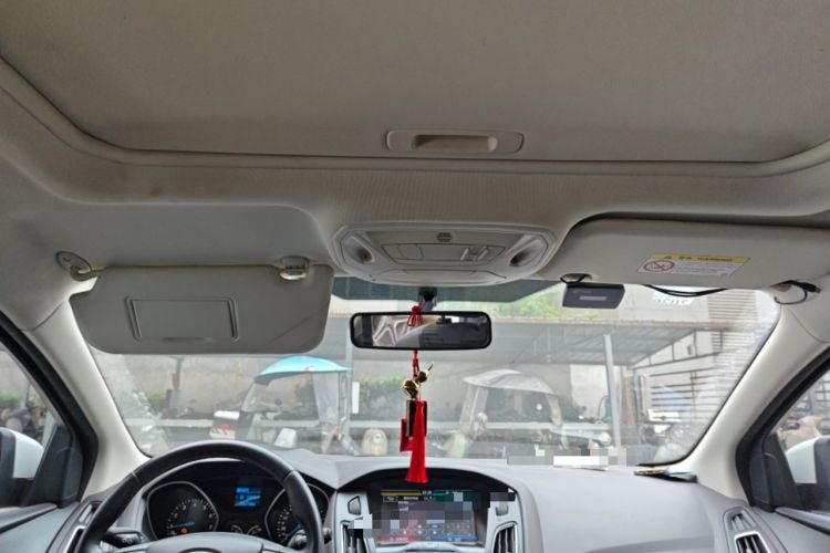 Used Ford Focus 2015 Hatchback 1.6L Automatic Fashion Edition
