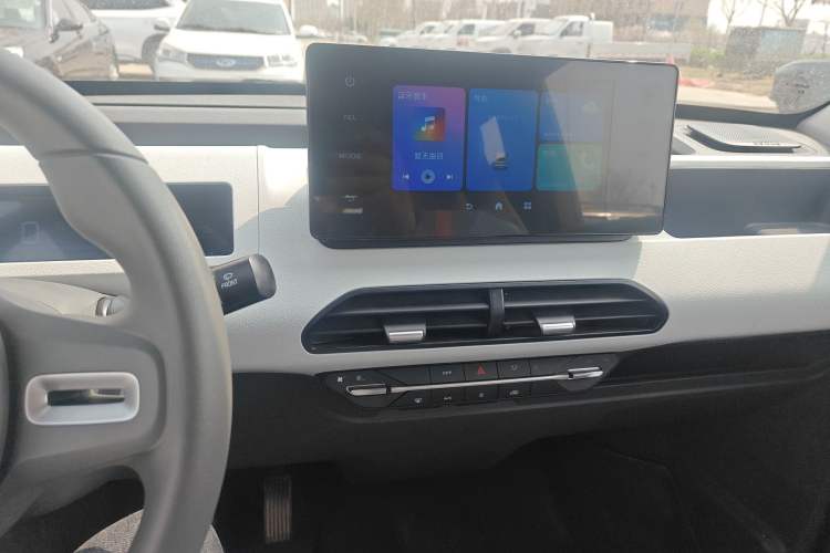 Used Geely Galaxy Panda 2024 Panda Mini 200km Endurance Bear