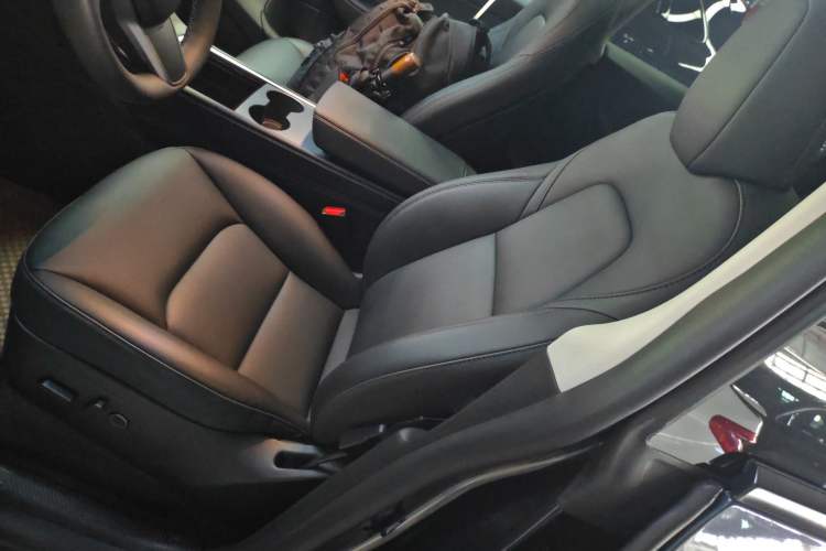 Used Tesla Model Y 2024 Rear-Wheel-Drive Version