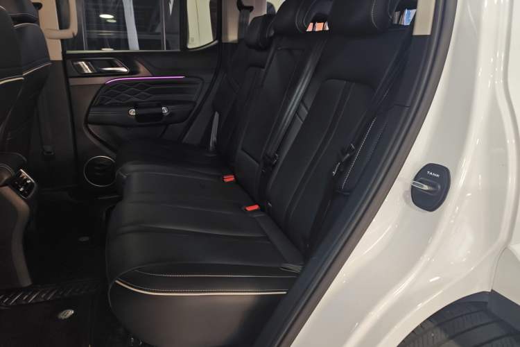 Used Tank 300 2023 City Edition 2.0T—Stylish as Ever
