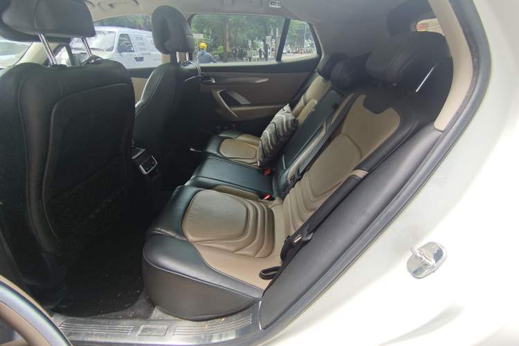 Used DS 6 2014 1.6T Luxury Edition THP200
