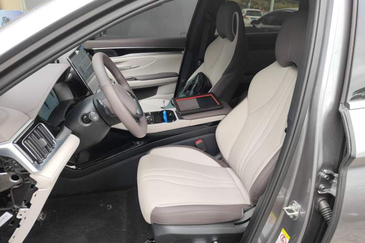 Used BYD Song PLUS New Energy 2025 DM-i Intelligent Driving 160KM Flagship Model Left Front Seat