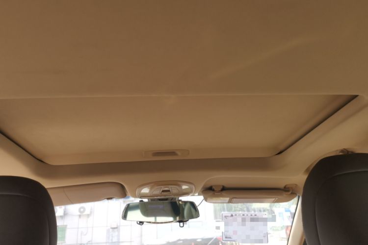 Used Baojun 730 2017 1.8L iAMT Prestige Version 7 Seats Headliner