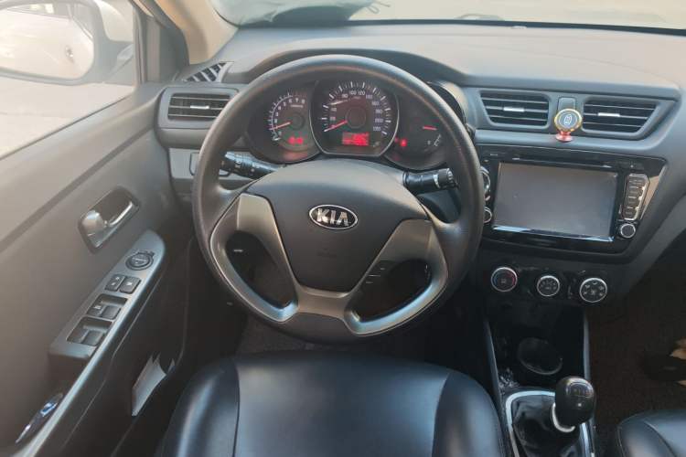Used Kia K2 2015 Sedan 1.4L MT GLS Steering Wheel