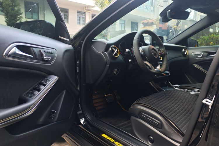 Used Mercedes-Benz GLA AMG 2017 AMG GLA 45 4MATIC Night Thunder Limited Edition
