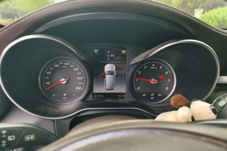 Used Mercedes-Benz GLC 2018 Facelifted GLC 260 4MATIC Dynamic Edition Instrument Cluster