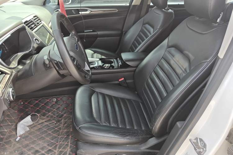 Used Ford Mondeo 2013 2.0L GTDi 200 Luxury Model