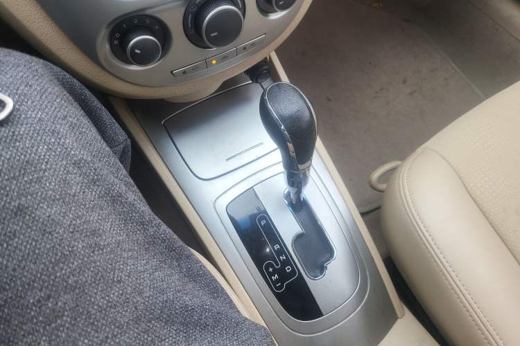 Used Buick Excelle 2013 1.5L Automatic Classic Model Gear Lever