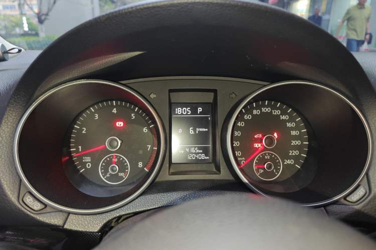 Used Volkswagen Golf 2012 1.4 TSI Automatic Comfort Edition Instrument Cluster