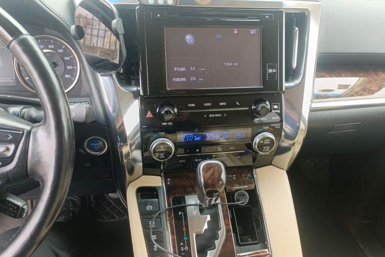 Used Toyota Alphard 2019 Dual-Engine 2.5L Luxury Edition