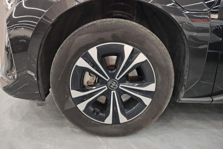 Used Toyota FAW bZ4X 2022 Two-Wheel-Drive Elite JOY Edition