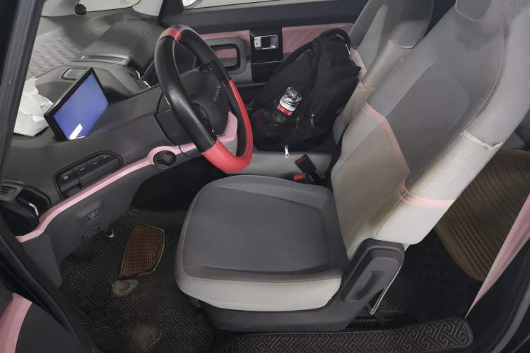 Used Baojun E300 2020 Star Travel Edition Left Front Seat