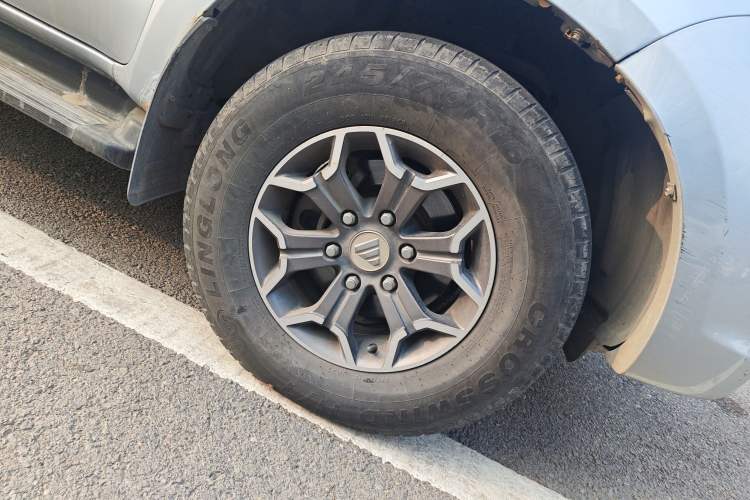 Used Foton Tunland 2020 2.0T Tigon 5 Diesel Two-Wheel-Drive Luxury Version Long Wheelbase Flatbed – 4F20TC