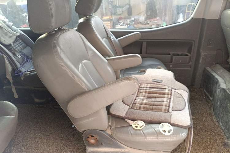 Used RELY H5 2011 2.0T Business Comfort Edition Left Rear Seat