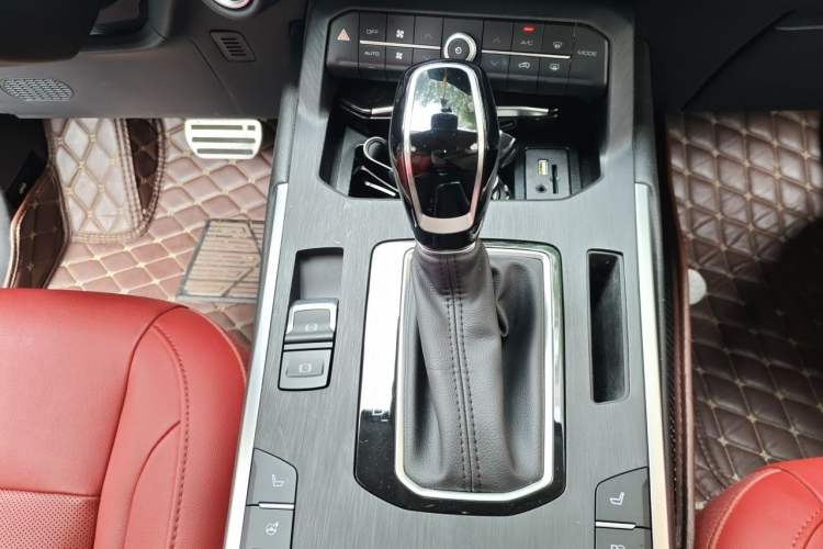 Ojetý Wey VV5 2017 2.0T Flagship Edition