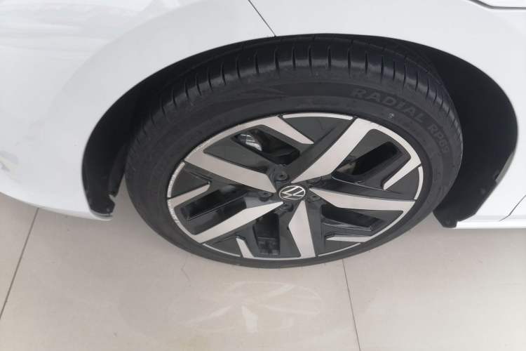 Used Volkswagen Lamando 2024 Lavida L 280TSI DSG Cool & Spicy Edition