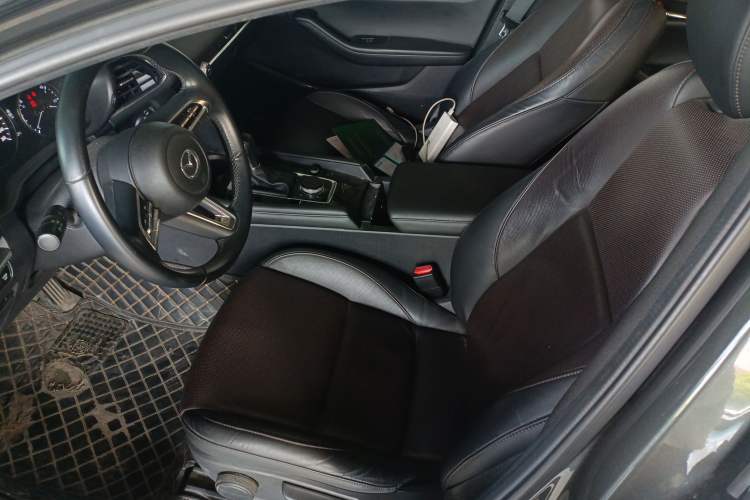 Used Mazda 3 Axela 2020 2.0L Automatic ZhiXuan Edition Left Front Seat