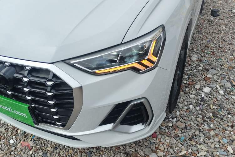 Used Audi Q3 2019 40 TFSI quattro Fashion Dynamic Model