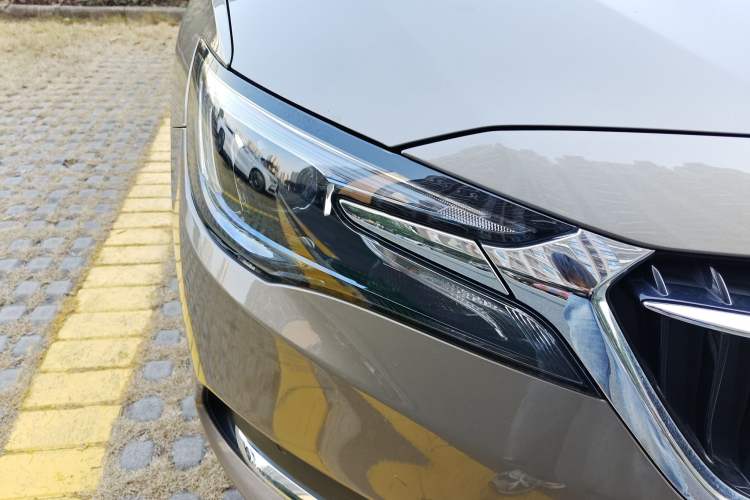 Used Buick GL6 2021 323T Mild Hybrid Connect Prestige Model