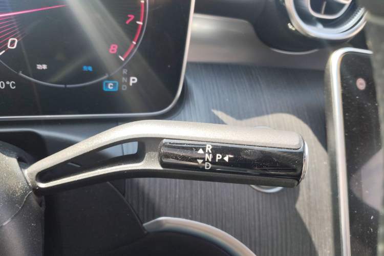 Used Mercedes-Benz C-Class 2024 C 260 L Brilliant Night Sports Edition Gear Lever