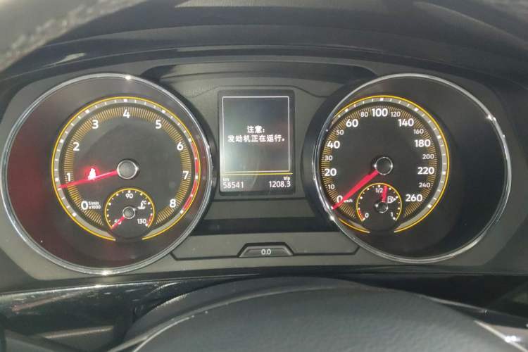 Used Volkswagen Tiguan L 2020 330TSI Automatic Two-Wheel Drive Panoramic Comfort Edition China VI Standard Instrument Cluster