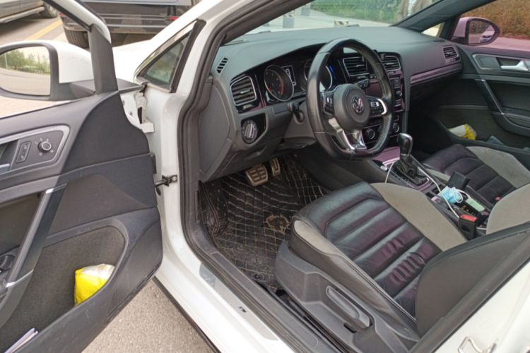 Used Volkswagen Golf 2018 280TSI Automatic R-Line Model