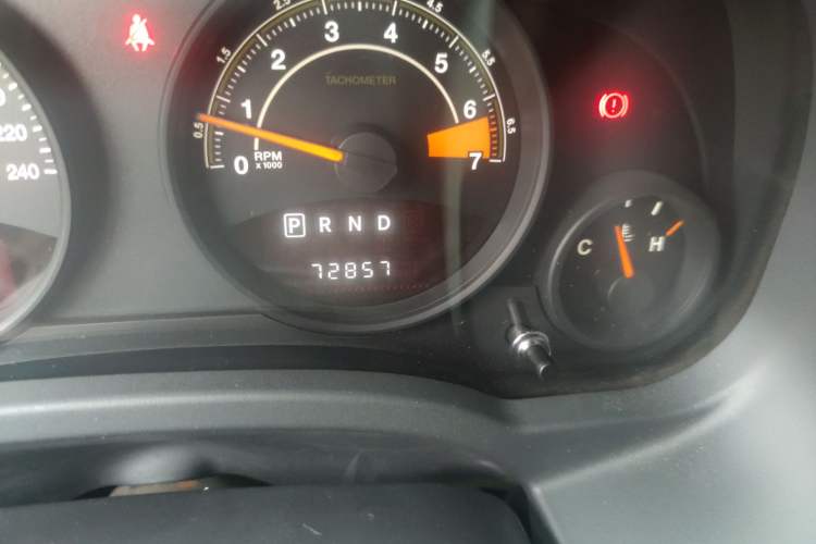 Used Jeep Compass 2014 2.4L four-wheel drive sport version
